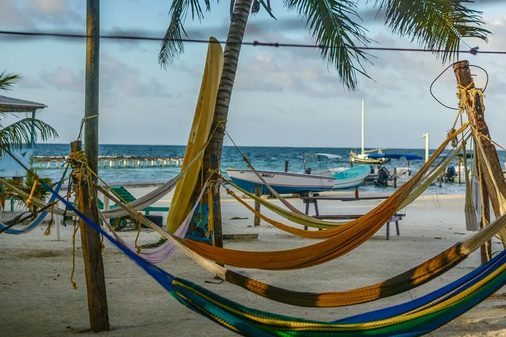 explore belize caye caulker | Darah Travel