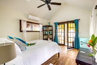 AZURE Pic 9 | Darah Travel