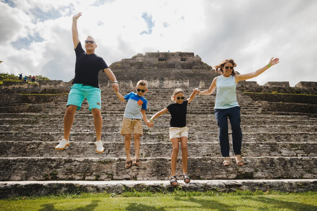 darah travel blog xunantunich 1 | Darah Travel